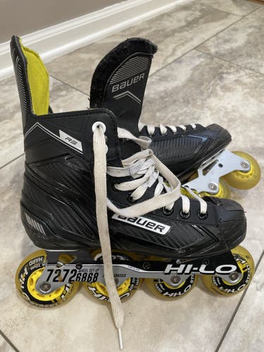 Junior Bauer  Size 4 RS Inline Skates