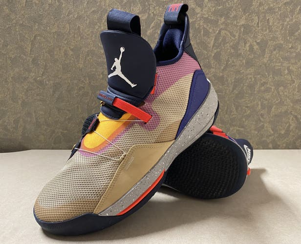 Shoes Used Men's Size 10 (Women's 11) Air Jordan XXXIII