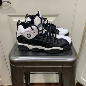 White Kid's Size 4.5 (Women's 5.5) Jordan Shoes