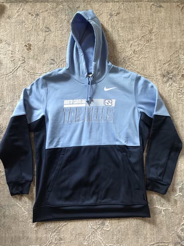 UNC Lacrosse Team Issued Travel Sweatshirt