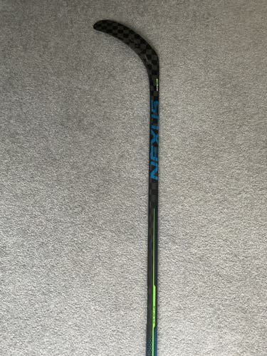 Used Right Handed Mid Pattern Pro Stock Nexus 2N Pro Hockey Stick