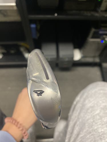 Men's 4 iron Regular Flex Steel Shaft Rbladez