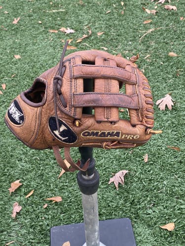 Louisville Slugger TPX Omaha Pro OPX1125P glove