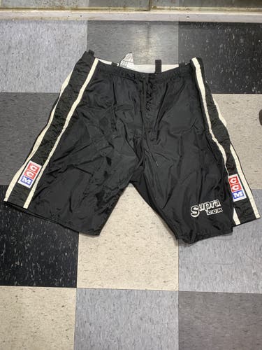 CCM Supra men’s senior size SMALL hockey pant shell covers
