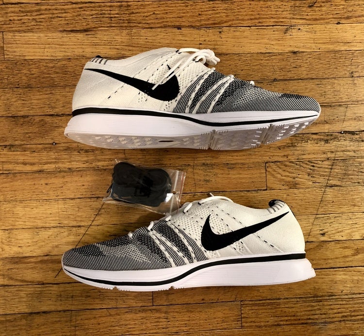 flyknit trainer black size 12