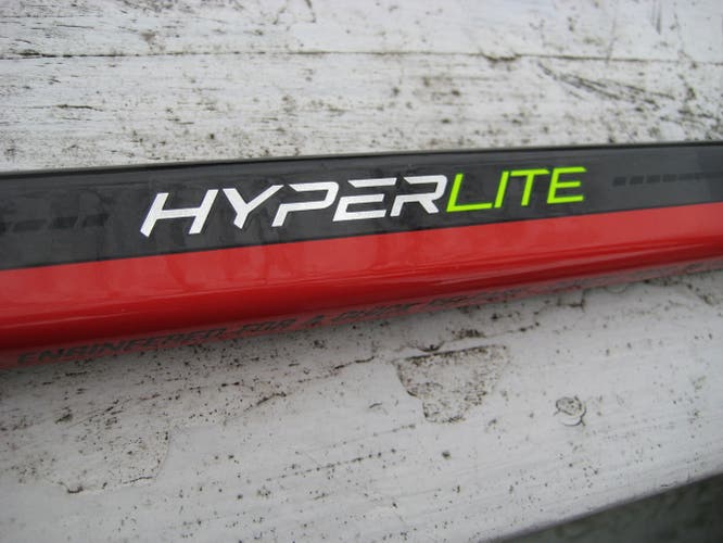 Bauer Vapor Hyperlite Intermediate Hockey Stick 55 Flex P92 Curve Righty  Used for a 30 min.  Mint