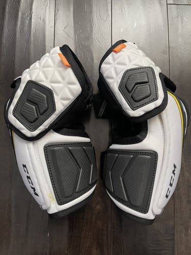New CCM Ultra Tacks Pro Stock Elbow Pads Medium