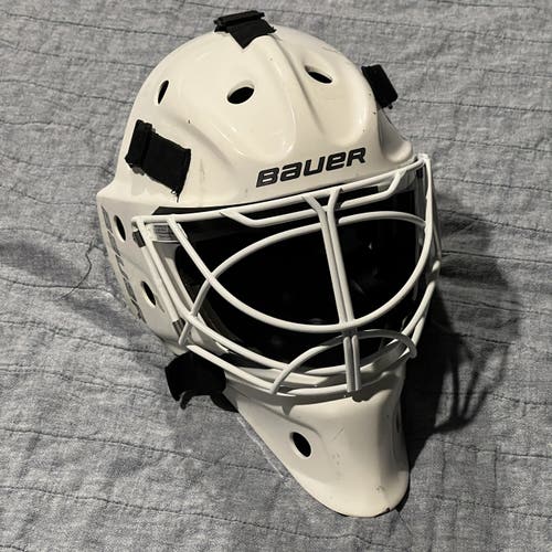 White Used Bauer  NME 8 Goalie Mask Fit 1