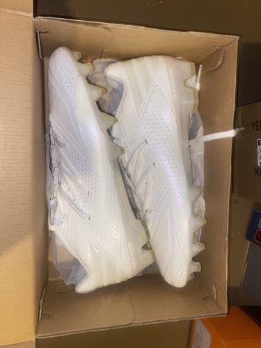 White New Size 12.5 (Women's 13.5) Low Cut Freak X carbon Mid