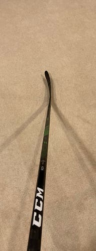 Senior Right Handed Toe Pattern Pro Stock RibCor Trigger 4 Pro Hockey Stick