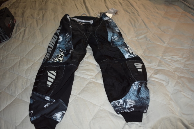 NEW - FOX Racing 180 Motocross Pants, Black/Blue, Size 5/6 - With Tags!