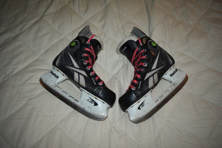 Reebok 4K Pump Hockey Skates, Size 4