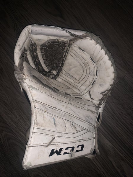 White Used CCM Pro Stock Extreme Flex II Pro