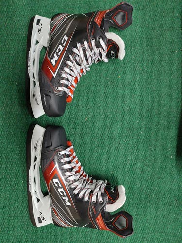 New Senior CCM JetSpeed Xtra Pro Plus - Size 10