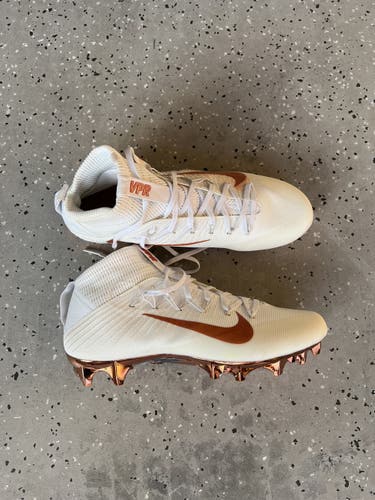 Nike Men’s Untouchable II (New) 9.5 Mens