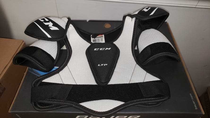 Shoulder Pads Used Youth Large CCM LTP