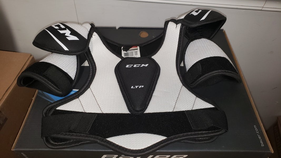 Shoulder Pads Used Youth Large CCM LTP