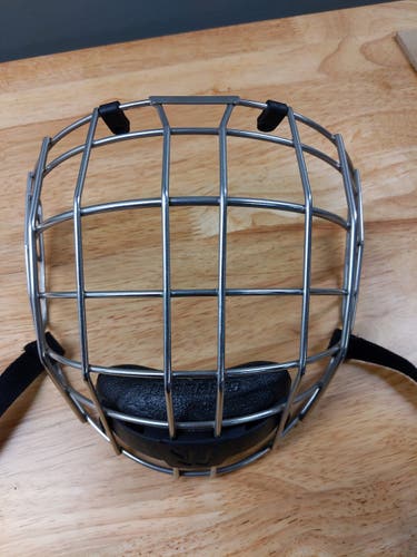Used Senior Large Warrior Krown Facemask Full Cage