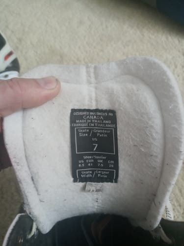 Hockey Skates Senior Used CCM RBZ Regular Width Size 7