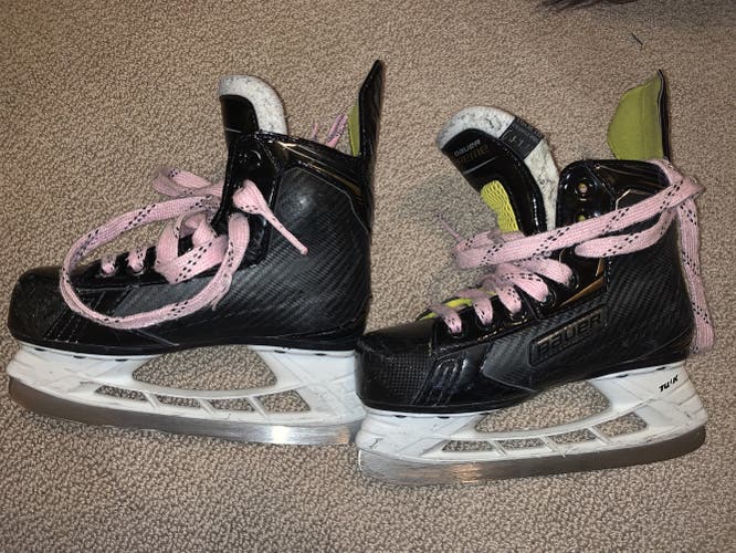 Bauer S27 - Youth Ice Hockey Skates Size 13.5