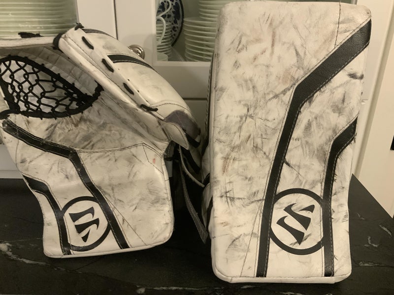 Warrior Ritual G2 Glove and Blocker Intermediate White and Black