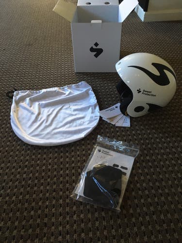 Sweet Protection Volata Ski Helmet M/L with Chin Guard