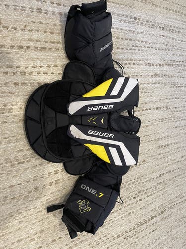 Used Small Bauer Supreme One.7 Goalie Chest Protector