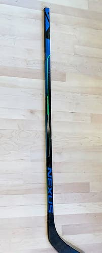Hockey Stick Used Junior Bauer Right Handed Nexus Geo