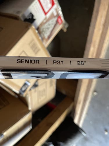 (2 Pack) Senior Regular 26" Paddle  Vapor X700 Goalie Stick
