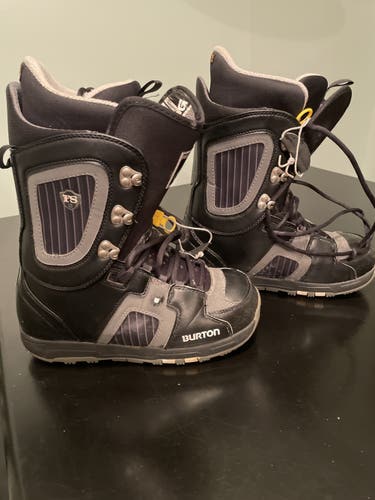 Size 8.5 (Women's 9.5) Burton Freestyle Snowboard Boots