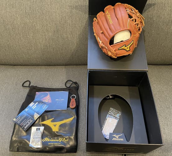 Mizuno GMP400RG 11.5" Pro Limited Edition Glove