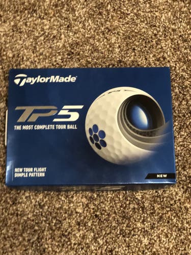 NEW**Taylormade TP5 golf balls