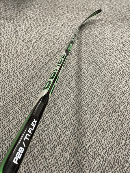 Bauer ADV SLING 77 flex P28 curve left hand stick