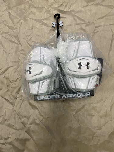 New Large Under Armour Arm Pads