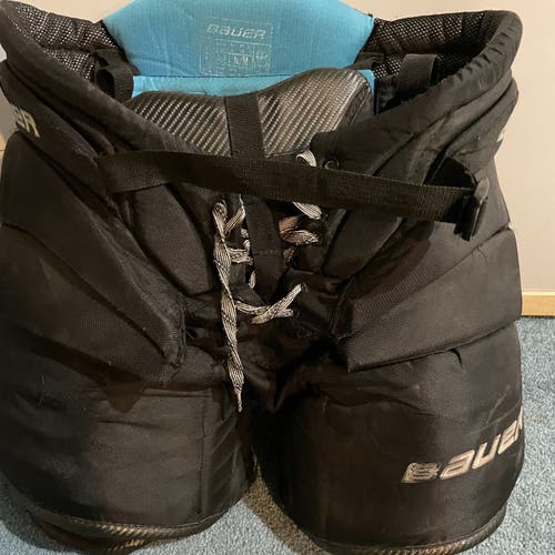 Black Hockey Goalie Pants Intermediate Used Medium Bauer Reactor 9000