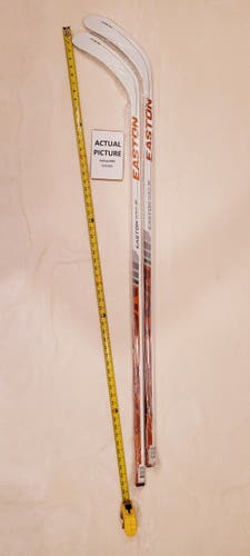 New ! (2) Easton MAKO RH P3 Jr. HALL L4.5 Flex 50 Grip RH Hockey Stick