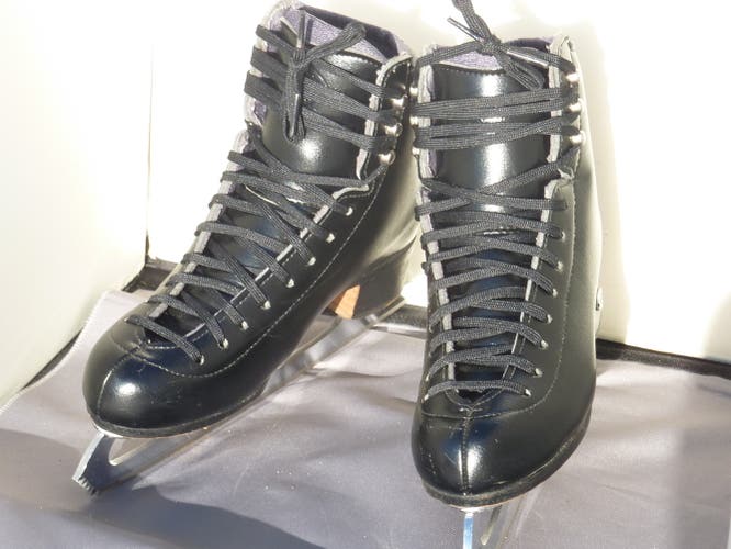 RIEDELL Black Leather Boys Figure Skates Brand New Riedell Size 3