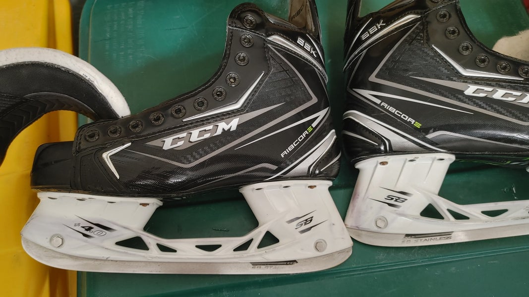 CCM RIBCOR 68K SKATES