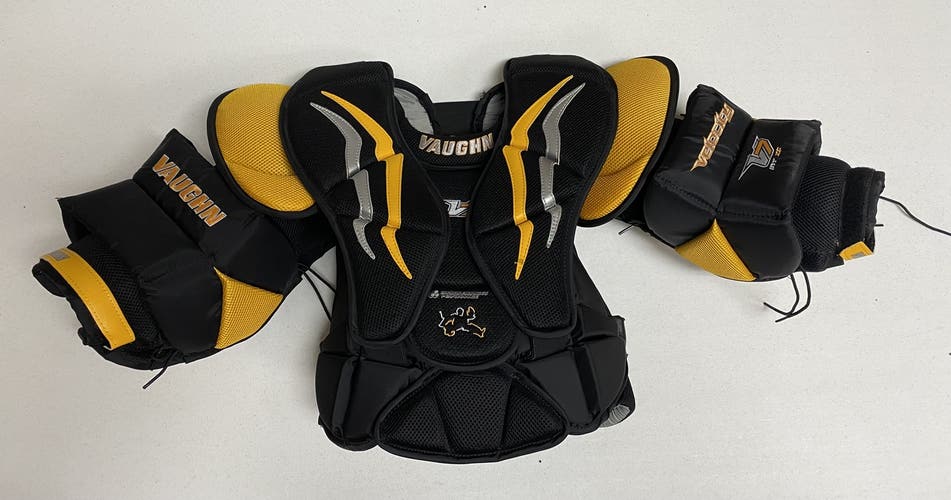 Goalie Chest Protector New Intermediate Small Vaughn Velocity V7 XF Int