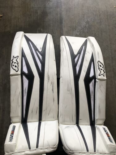 White/Black Goalie Leg Pads Used 35" Brian's Gnetik Pro 3 Pro Stock