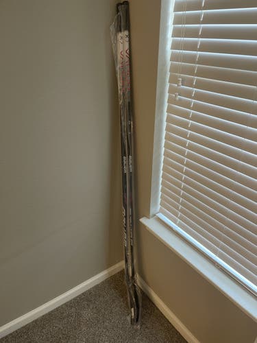 Senior Left Hand Toe Pattern Pro Stock Vapor Hockey Stick