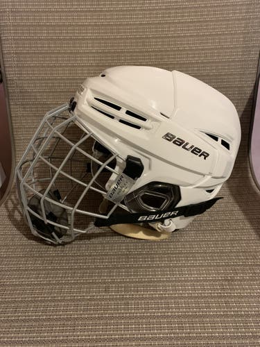 Bauer Re-Akt 100 Hockey Helmet With Cage White Medium Pro Stock