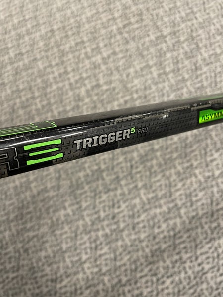 Used CCM Trigger 5 Pro 55 flex P90tm curve left hand stick
