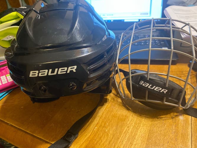 Black New Large Bauer  Helmet