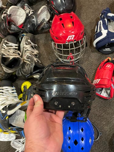 Black Used Extra Large Bauer  Re-Akt 200 Helmet