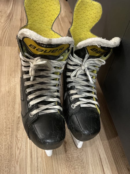 Senior Bauer Regular Width Size 9.5 Supreme S37 Hockey Skates