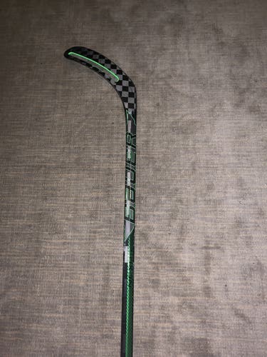 Hockey Stick New Senior Bauer Right Handed Nexus ADV Mid Pattern