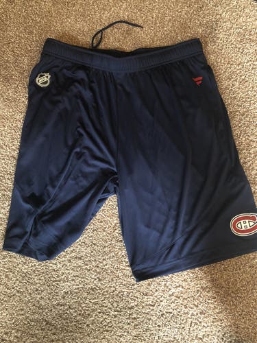Team Issue Montreal Canadiens Shorts  Size XL