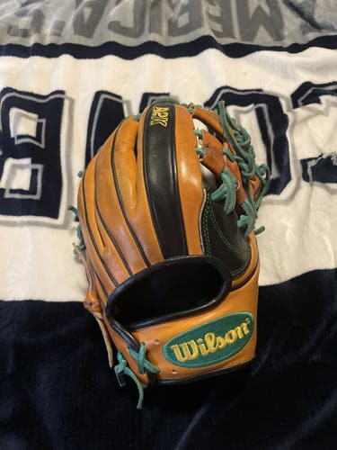 Brown High School/College Infield 11.75" A2K Baseball Glove