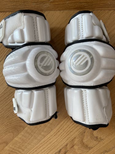 Arm Pads Used Medium Maverik M3